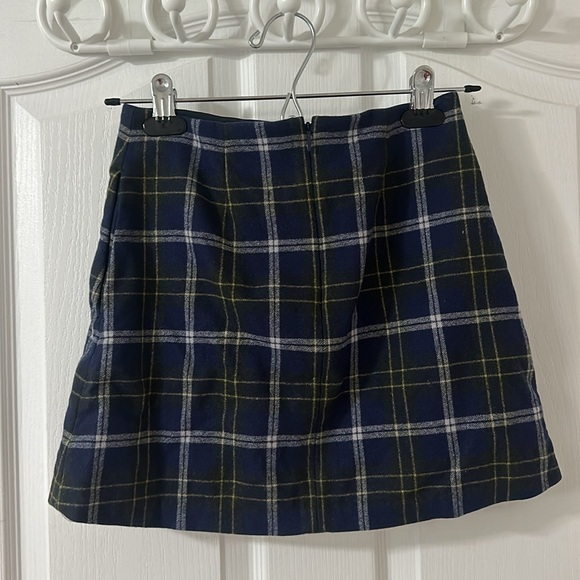Wilfred Skirt - Picture 2 of 3